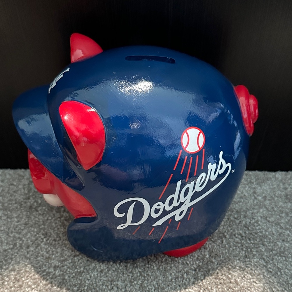 Los Angeles DODGERS PIGGY BANK - Picture 3 of 11